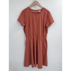 Duluth Trading Peach Short Sleeve Athletic Dress M Lightweight Travel